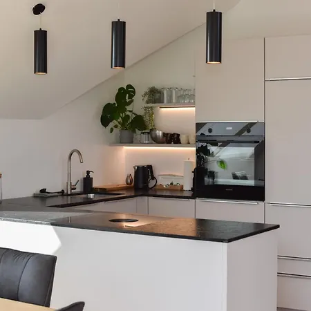 Seesuites Am Wolfgangsee Апартаменты *